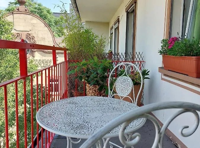 Ξενοδοχείο Ricks 2*